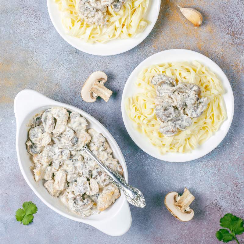 Pollo con champiñones: conquista el apetito de tu familia