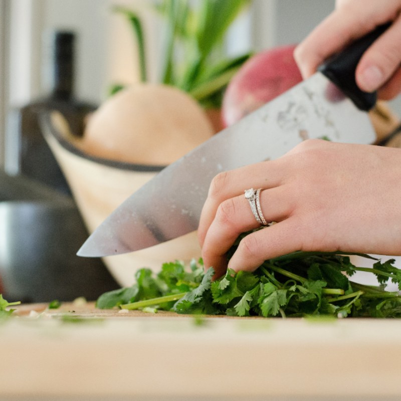 Cortes básicos de cocina: lo que debes saber | La Buena®