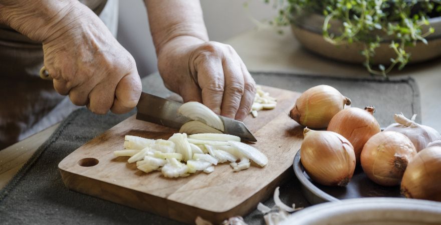 Diferentes tipos de cortes básicos de cocina