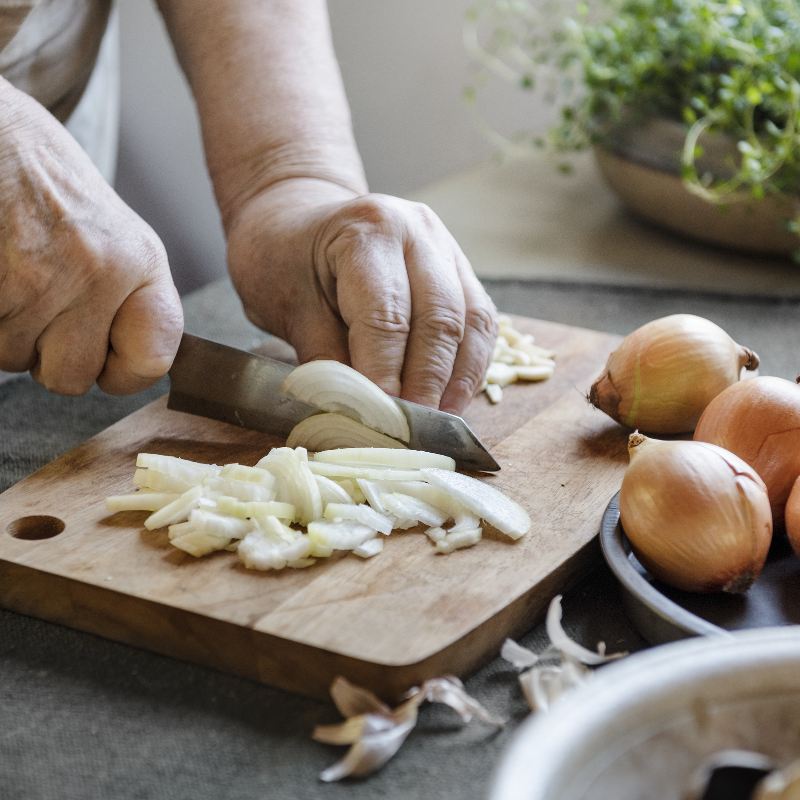 Papas chorreadas para acompañar tus platos caseros